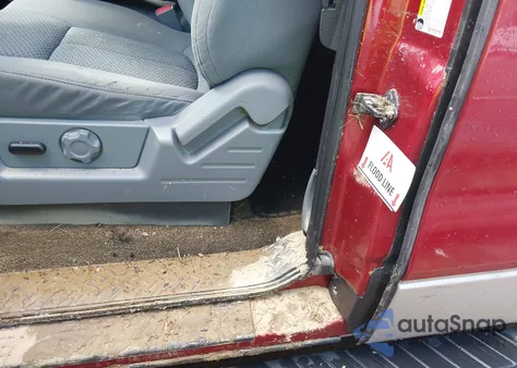 2013 Ford F150 Super Cab z USA, uszkodzony, nr VIN 1FTFX1EF1DKD14386